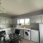 بيت للعطل Sheelin Side House