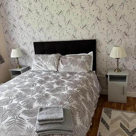 Hébergement de vacances Sheelin Side House